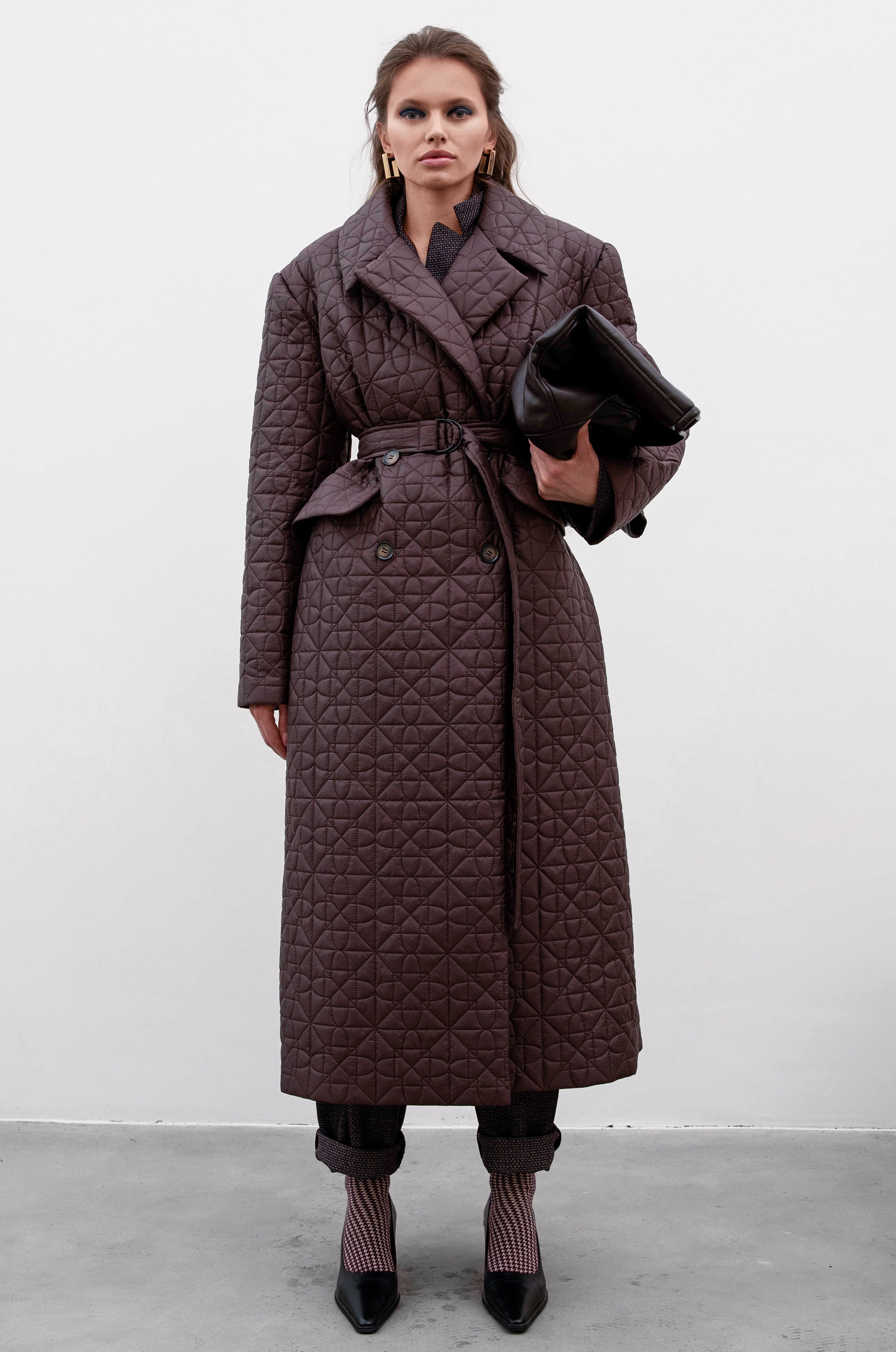 FREJA maxi coat in deep wine red
