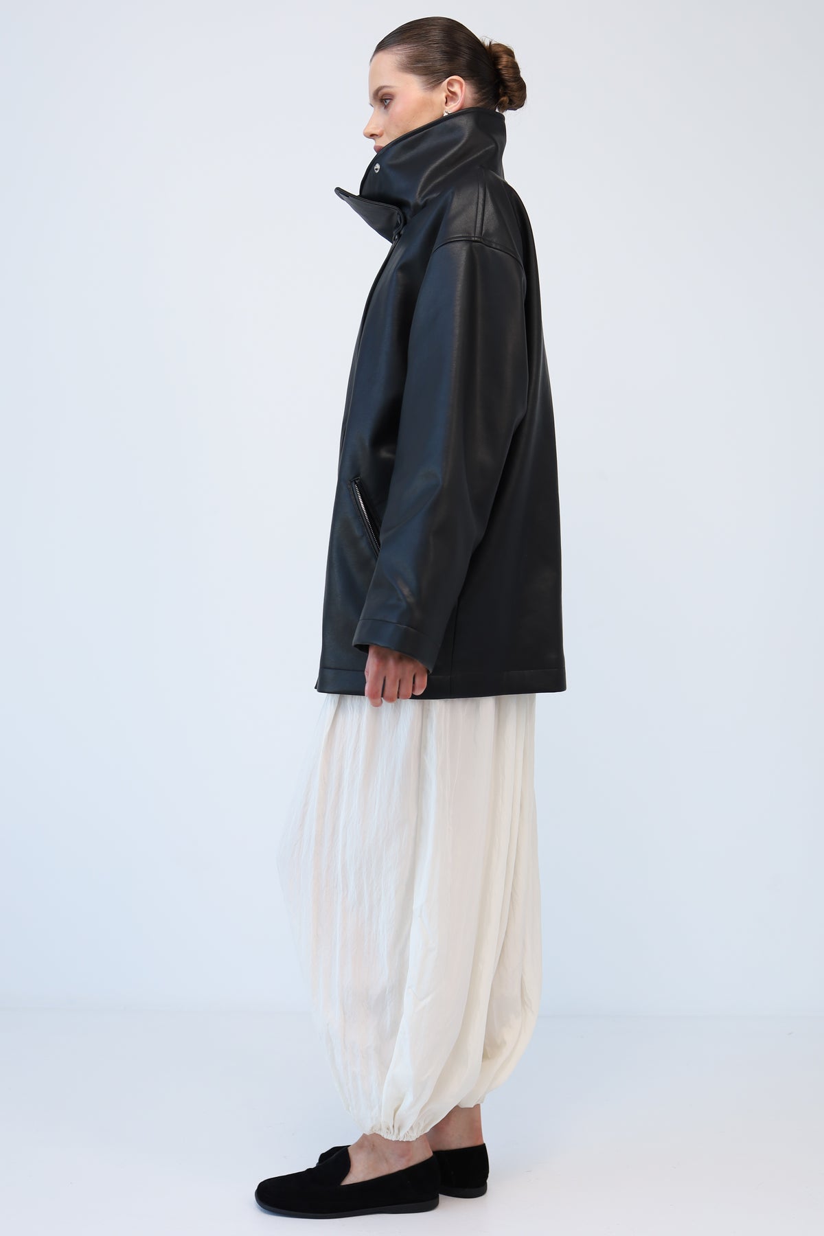 CAROLINE jacket in black