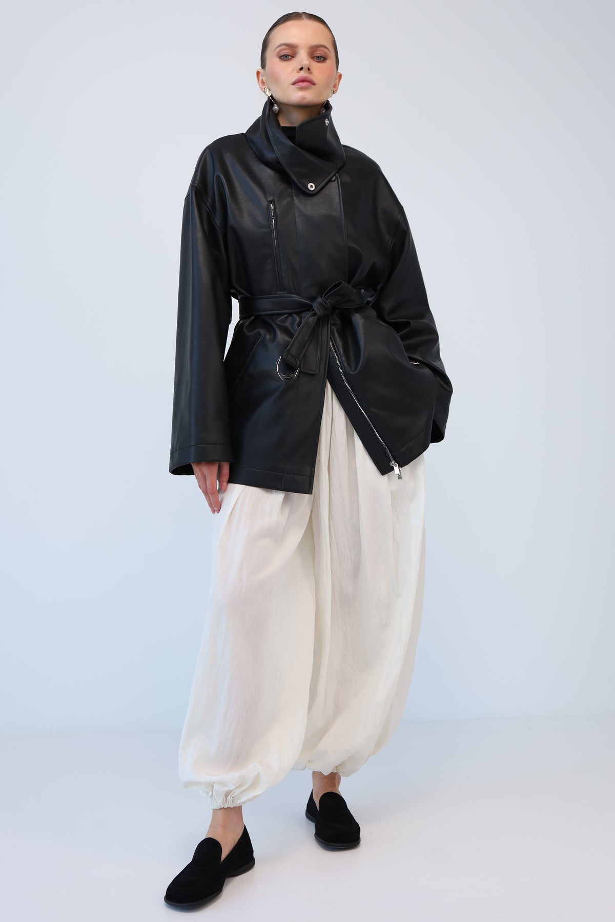 CAROLINE jacket in black