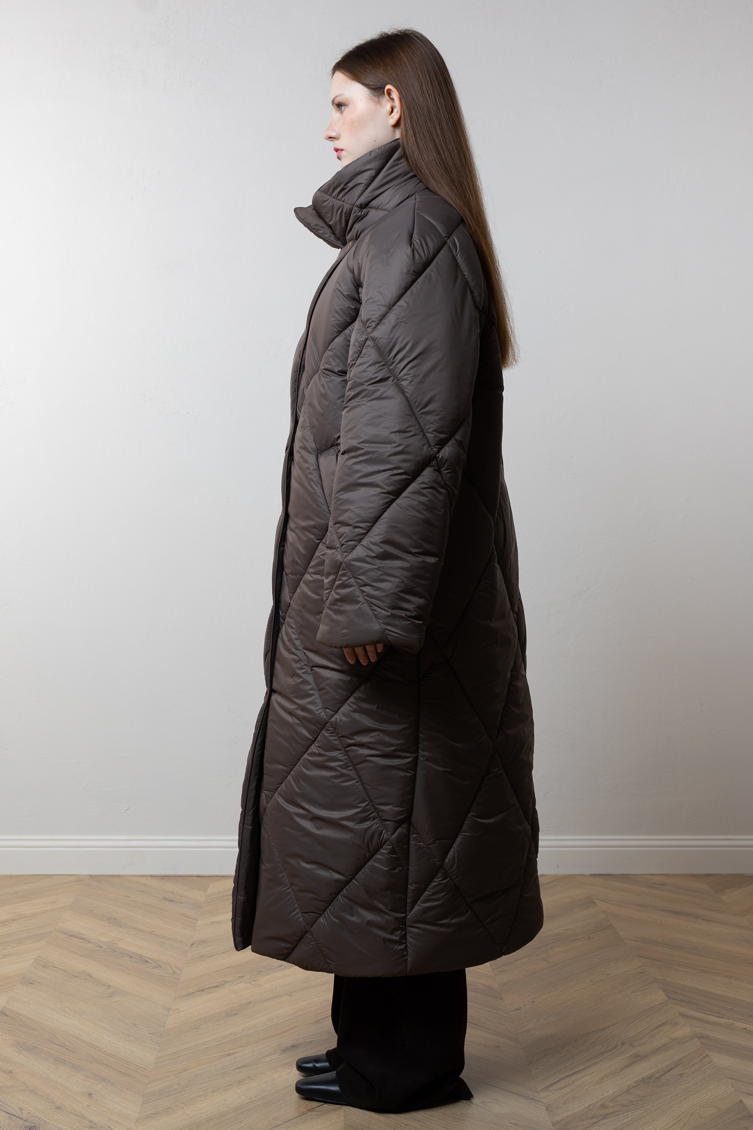 SAPPORO coat in brown