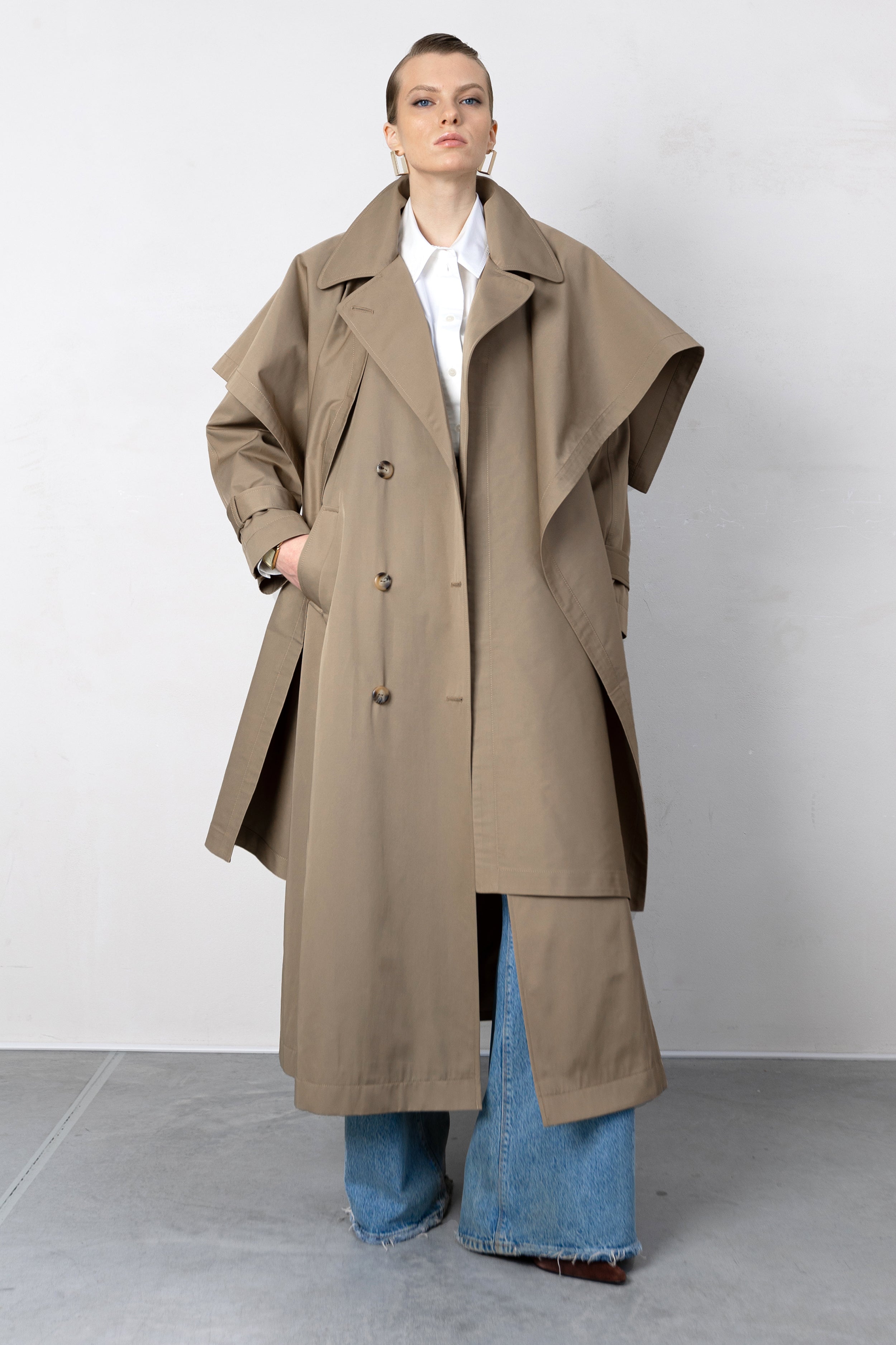 AMSTERDAM trench coat in beige