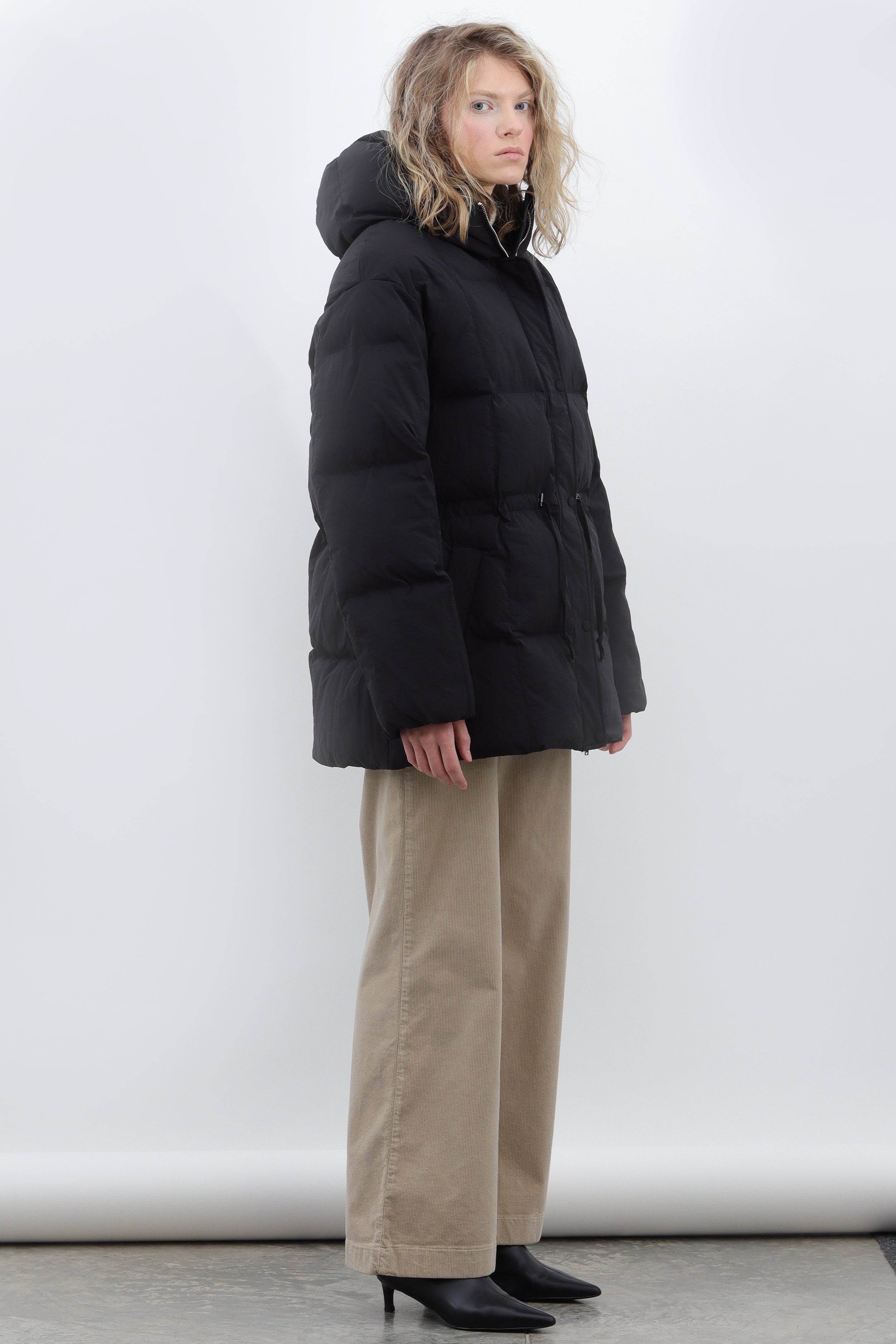 RONNE puffer jacket in black