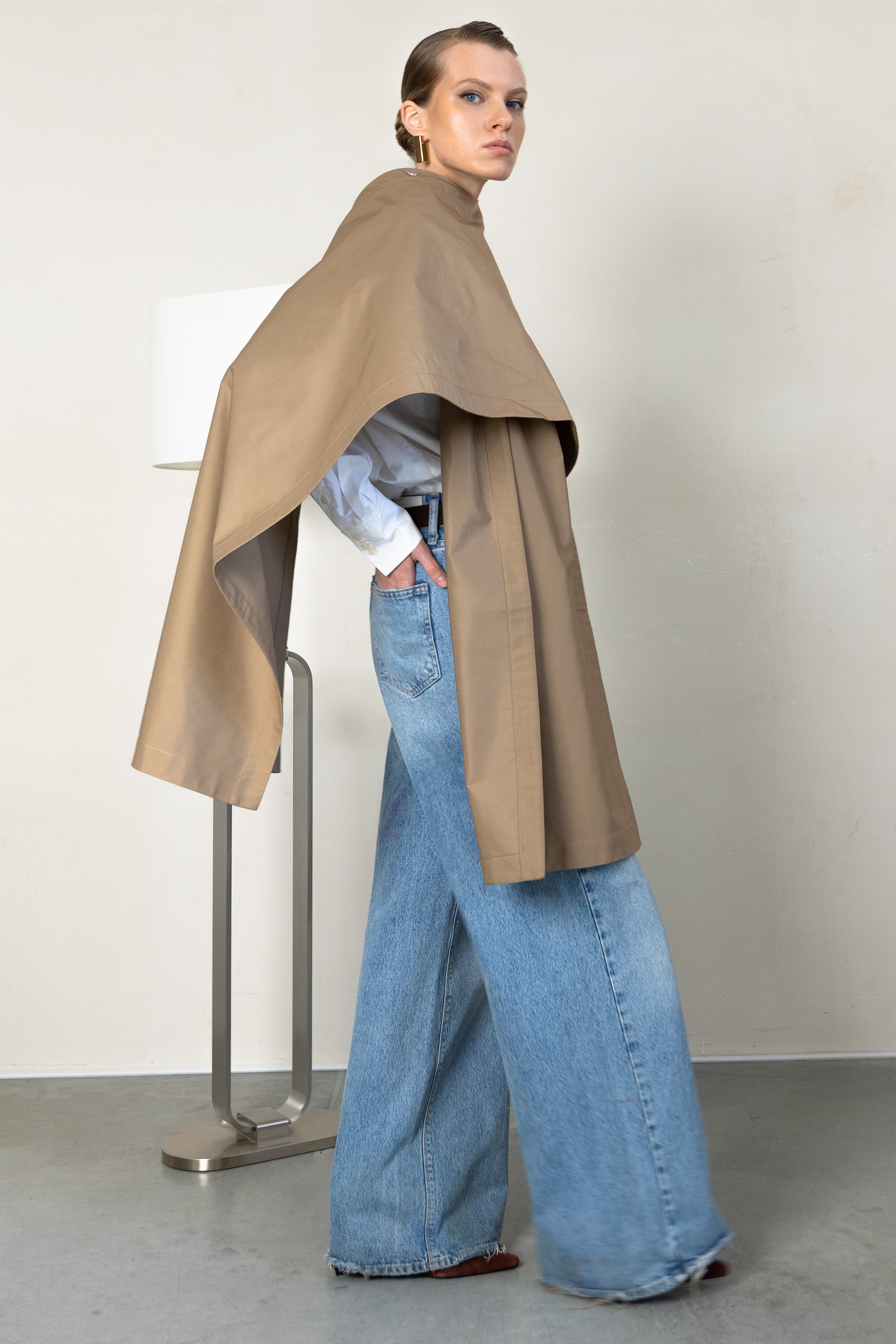 AMSTERDAM trench coat in beige