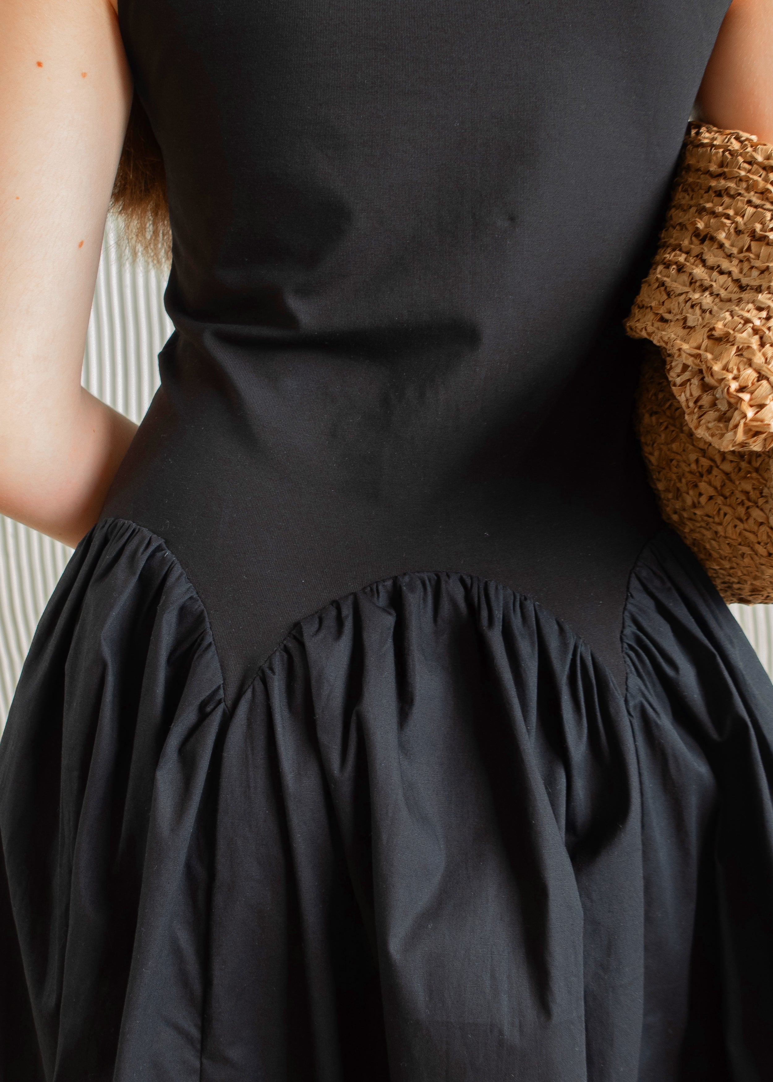 Сукня ТULIPE / чорна