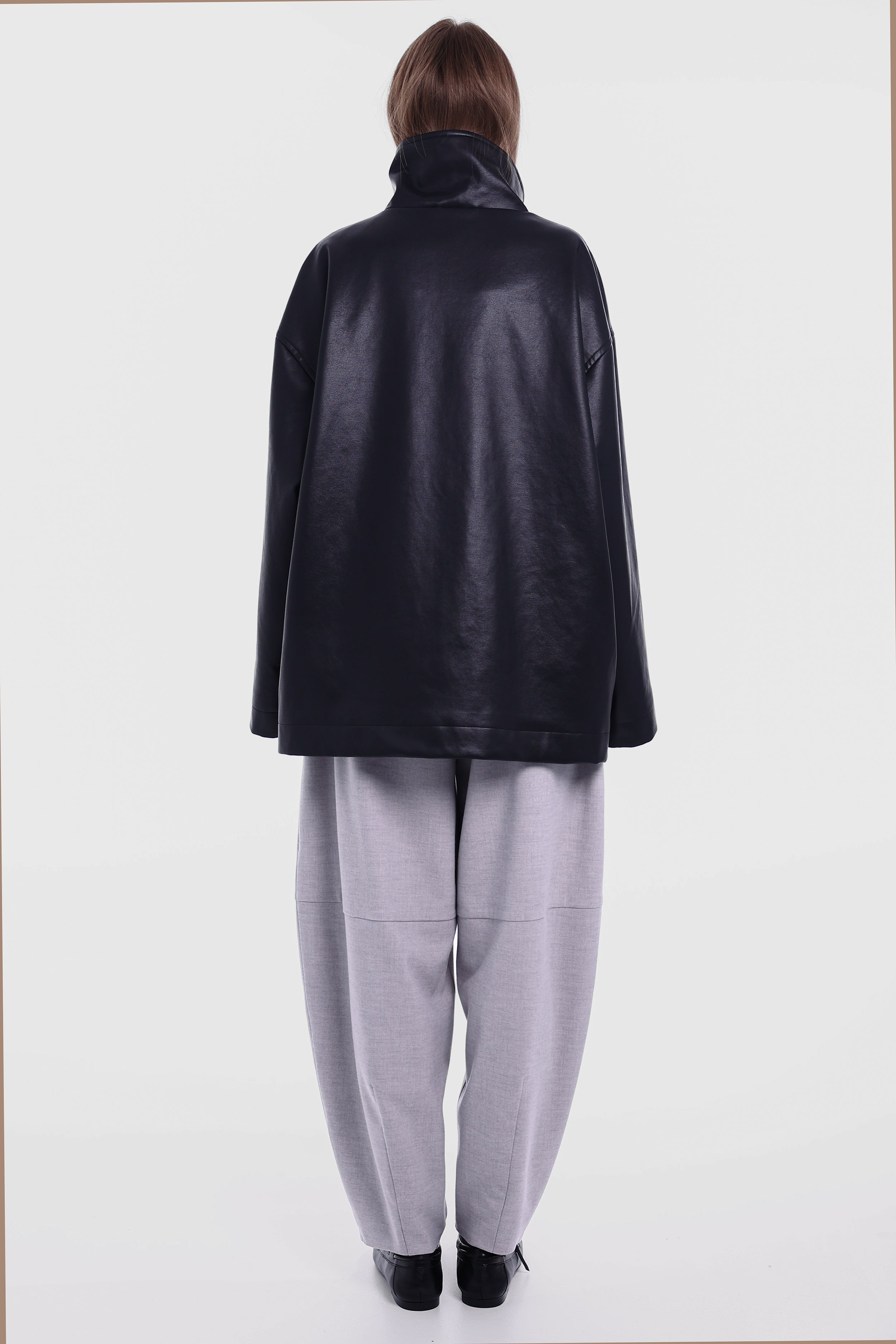 CAROLINE jacket in black