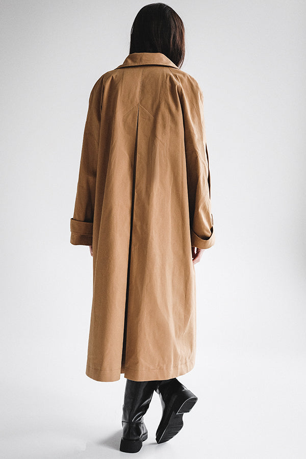 Trench coat Toronto in sand