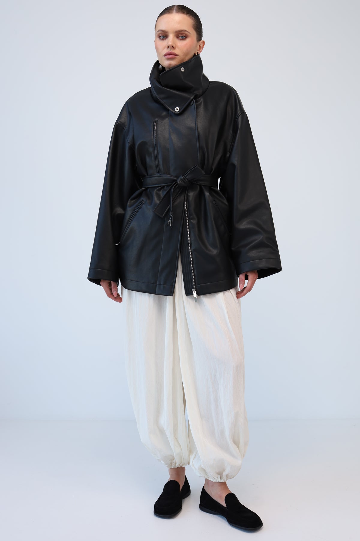 CAROLINE jacket in black
