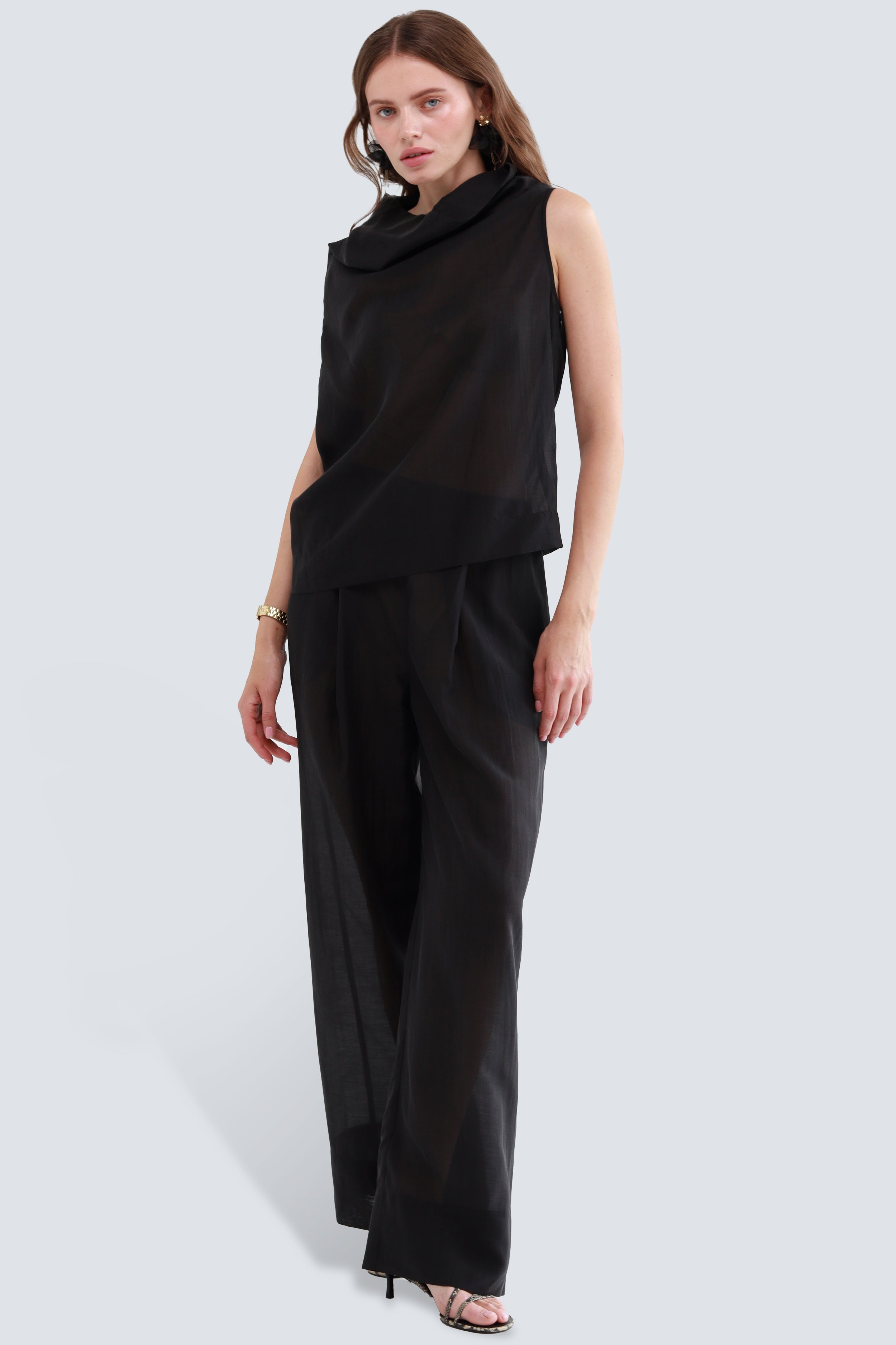 INGRID top in black