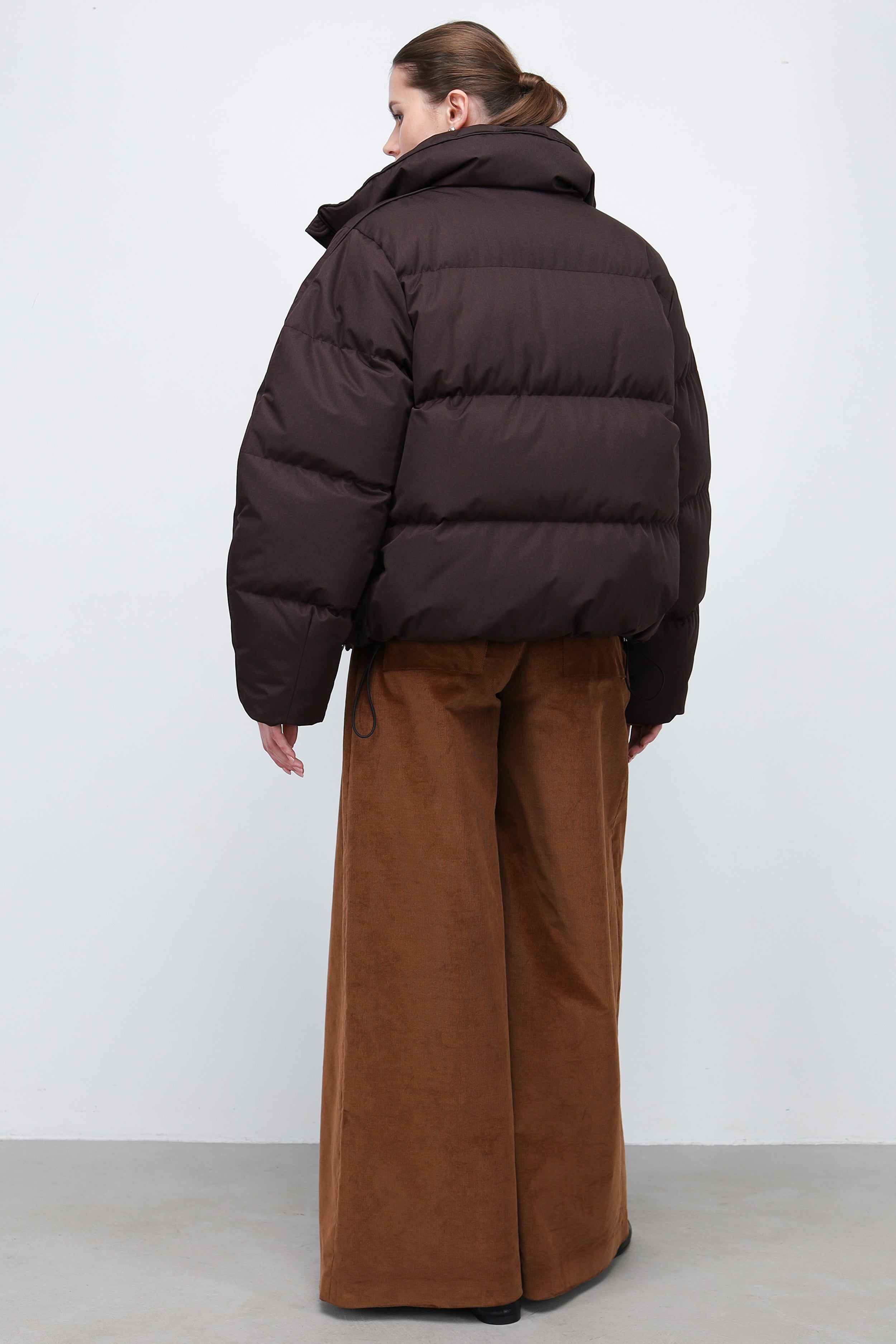 Пуховик VOSS / шоколадний