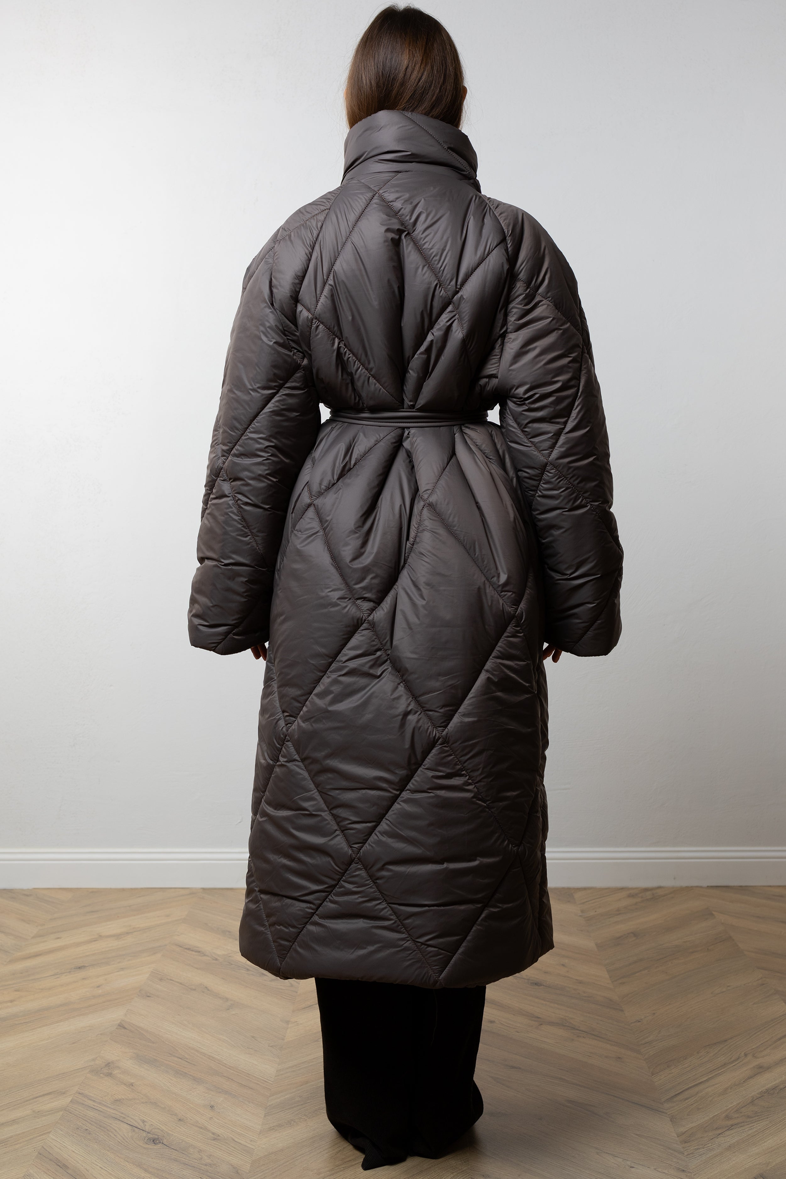 SAPPORO coat in brown