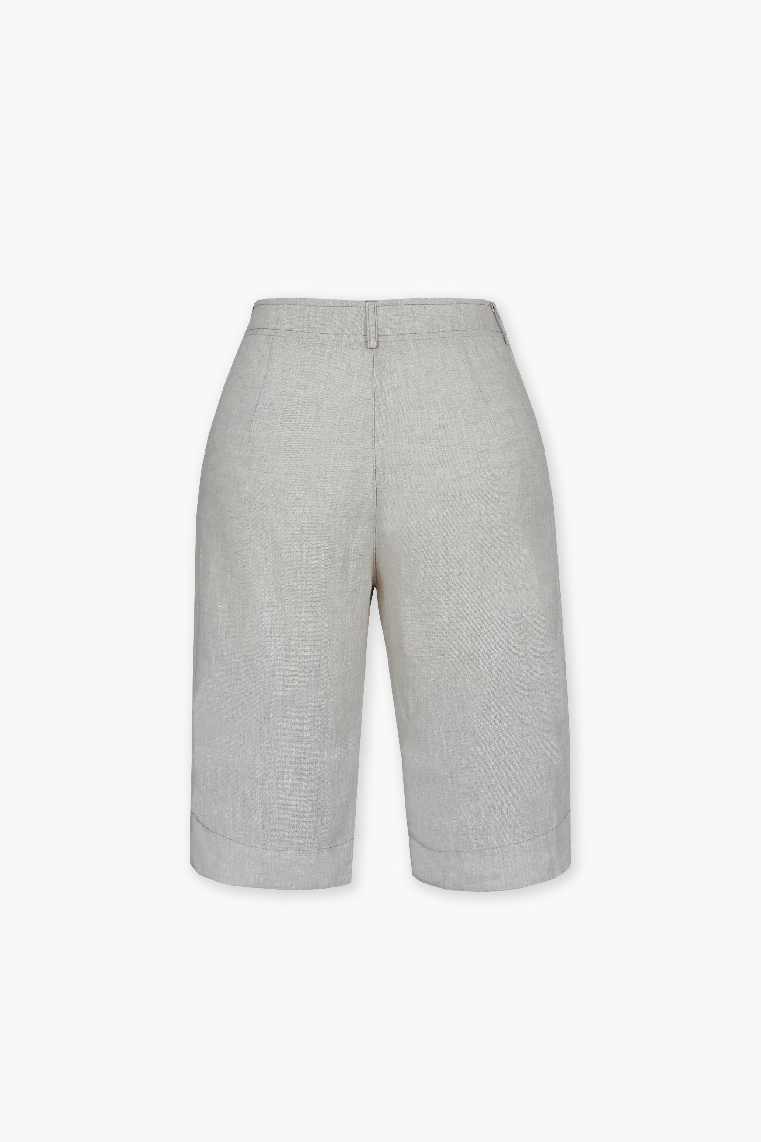 SUNDAY shorts in beige