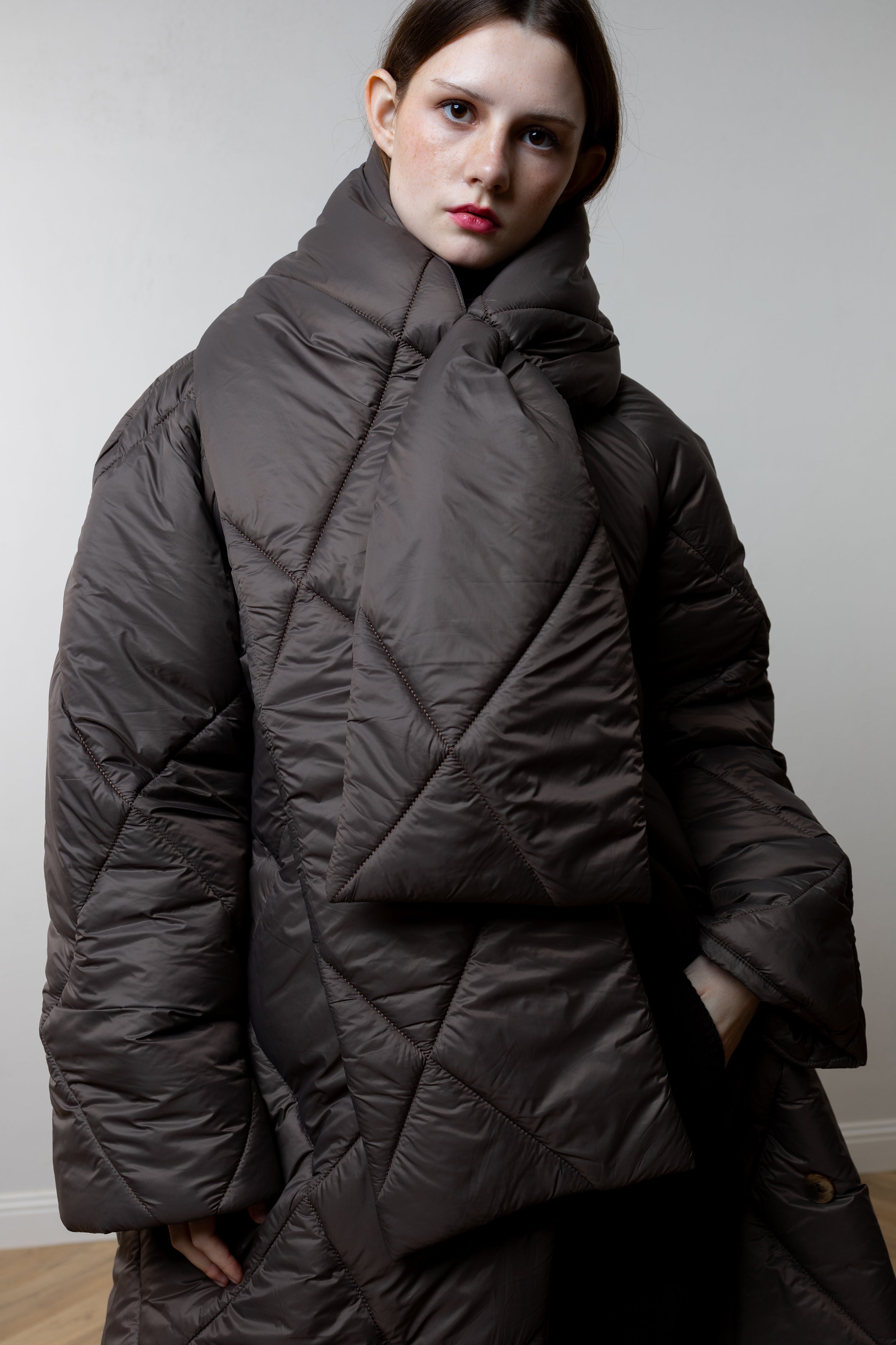 SAPPORO coat in brown