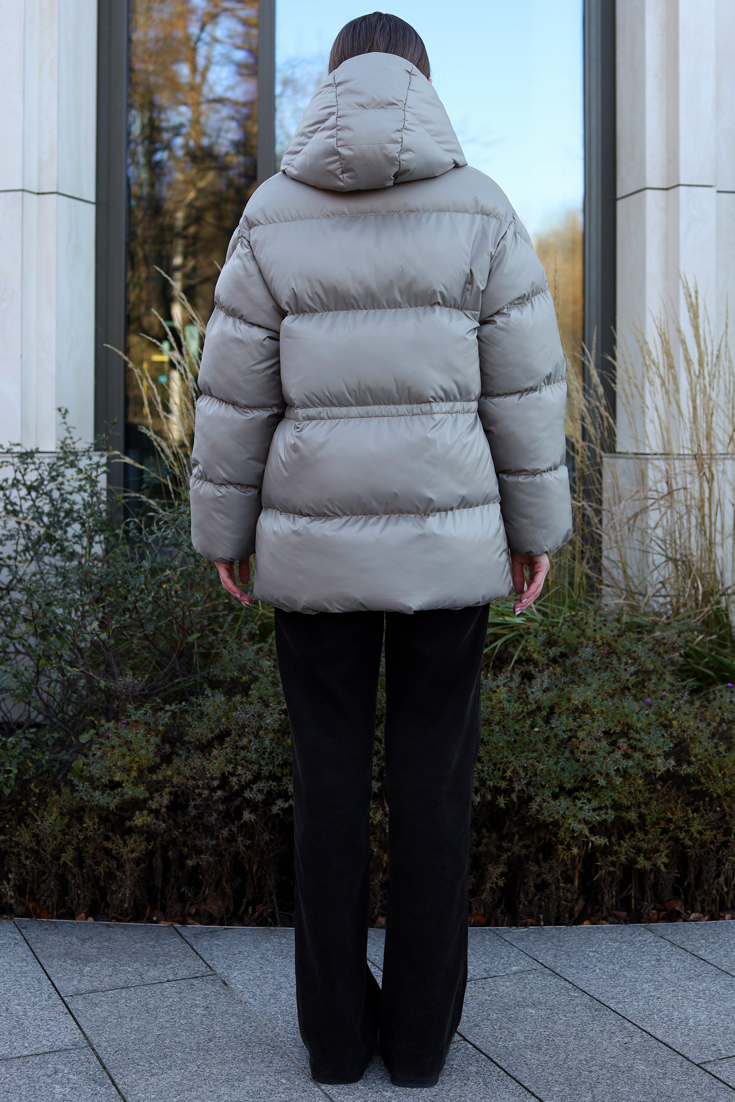 Пуховик ORESUND / оливковий